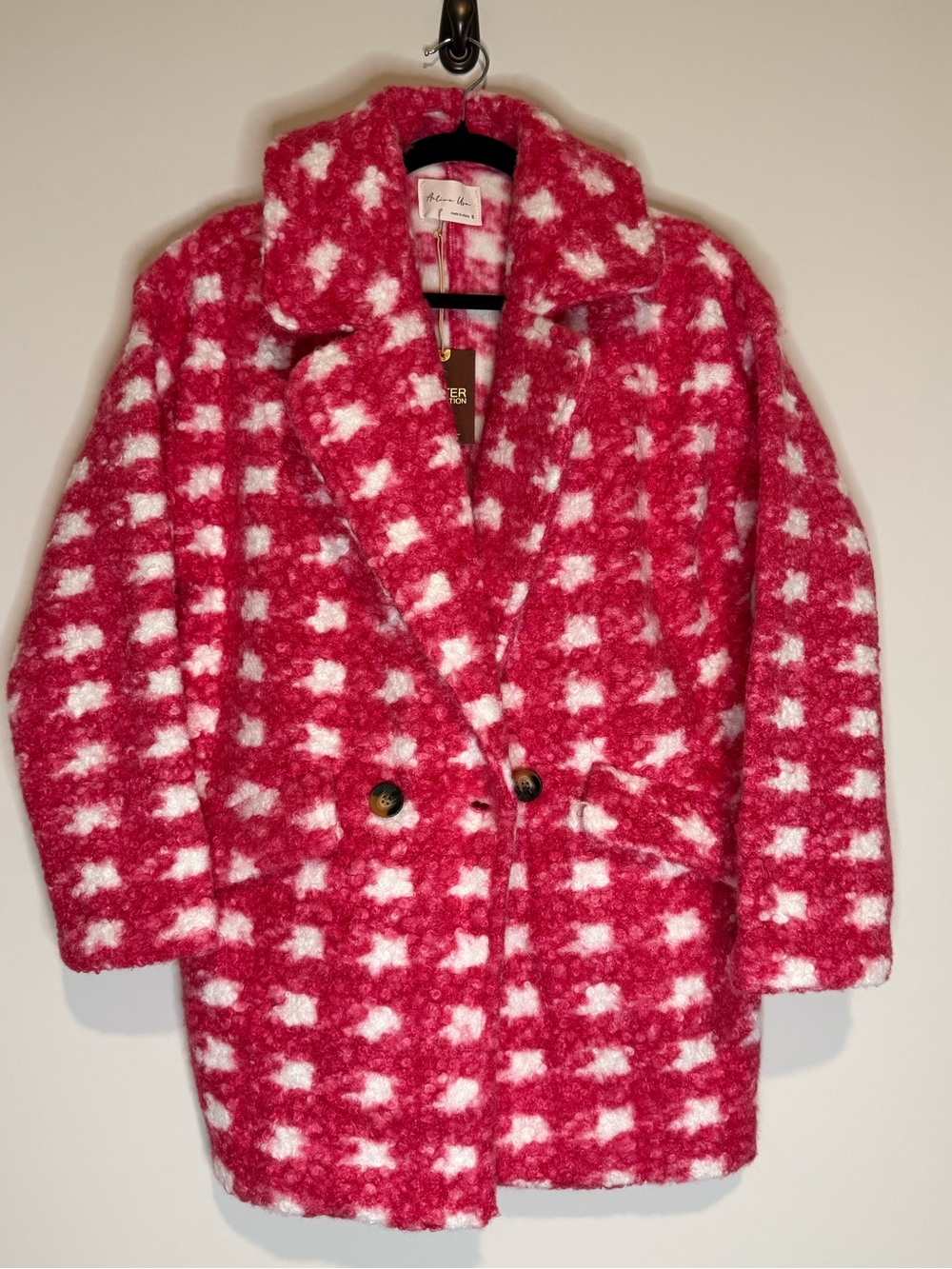 ACTIVE USA - Cozy Pink & White Check Bouclé Coat